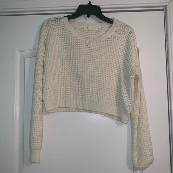 Forever 21 Sweaters - Forever 21 Waffle Knit Cropped Cream Sweater